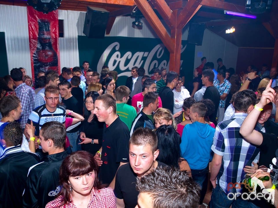 It's party time - cu DJ Bíró din Debreţin,