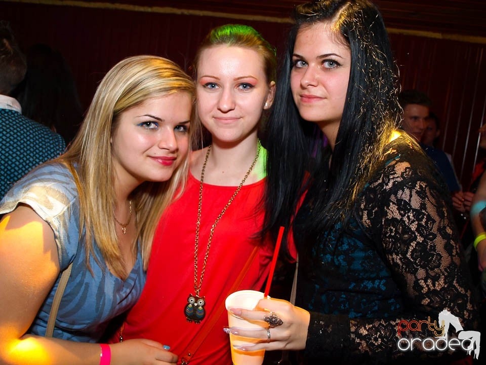 It's party time - cu DJ Bíró din Debreţin,