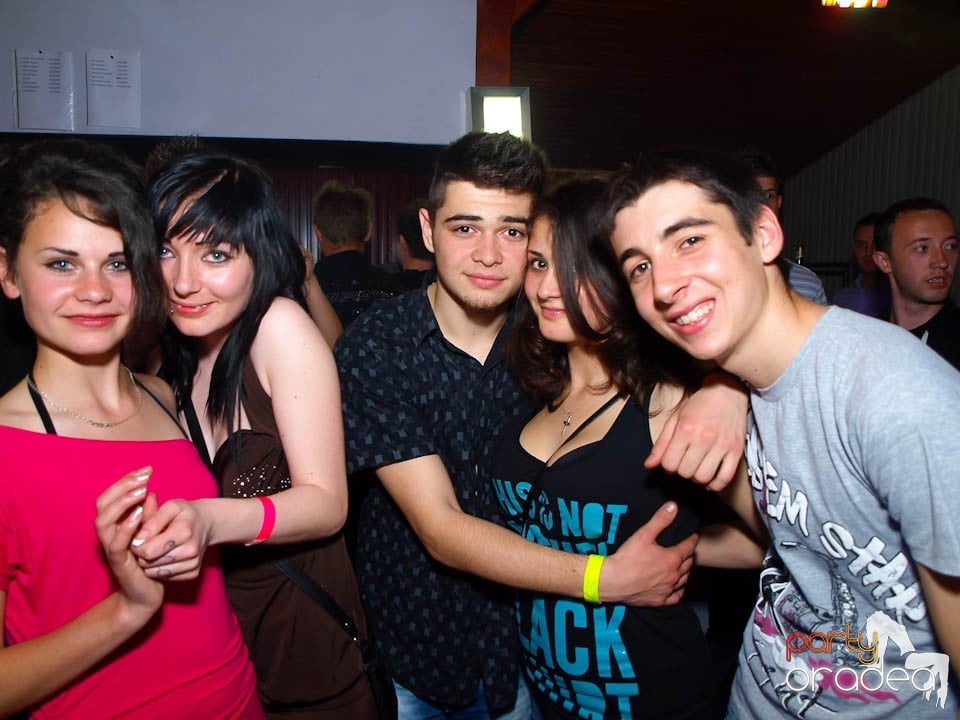It's party time - cu DJ Bíró din Debreţin,