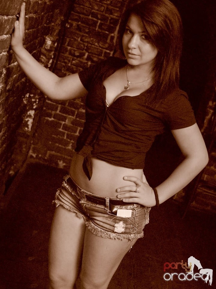 It's time for Party în Club Escape, 