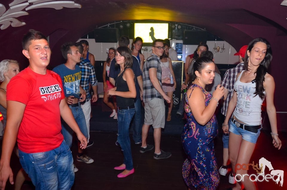 Jack Daniel's Party în Club Atti's, 