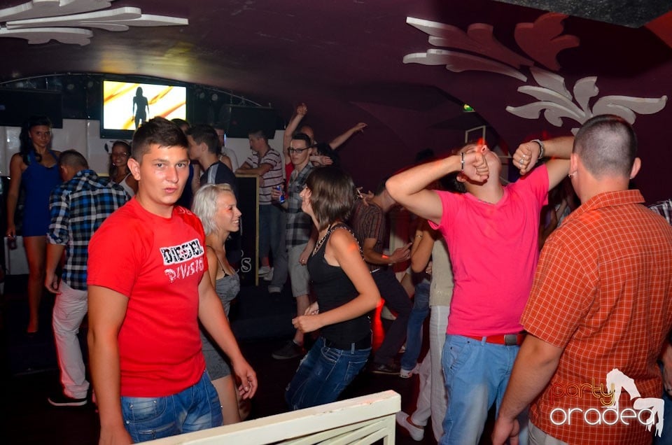 Jack Daniel's Party în Club Atti's, 