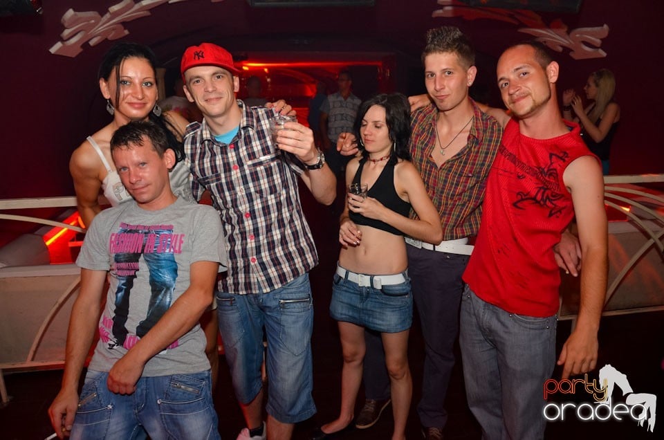 Jack Daniel's Party în Club Atti's, 