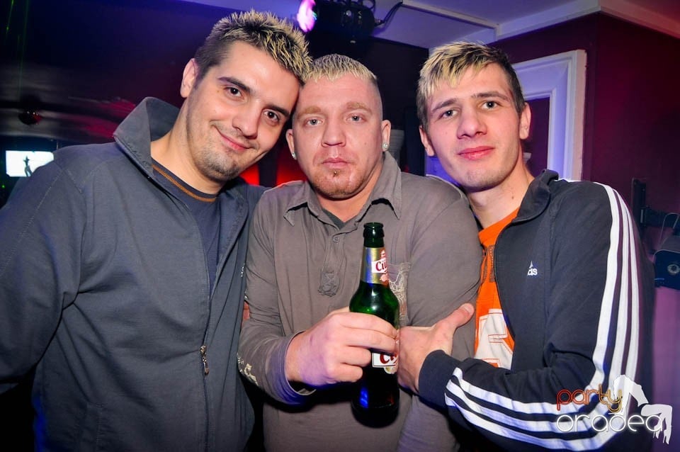 Jägermeister Bomba Party Nr. 1 în Atti's, 