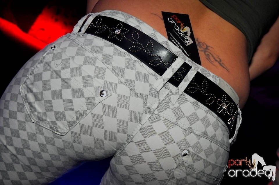 Jägermeister Bomba Party Nr. 1 în Atti's, 