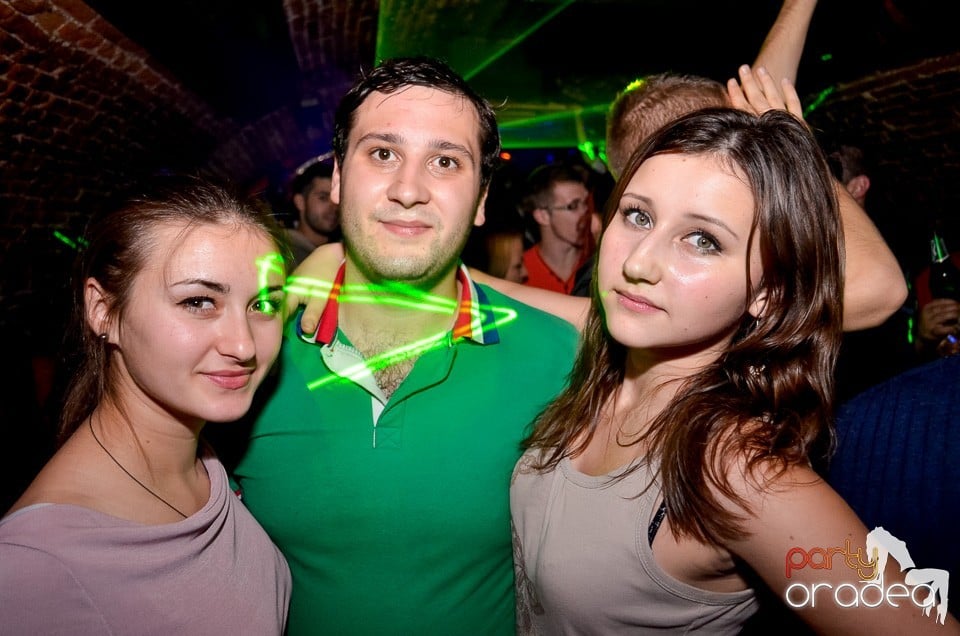 Jägermeister Party în Club Escape,