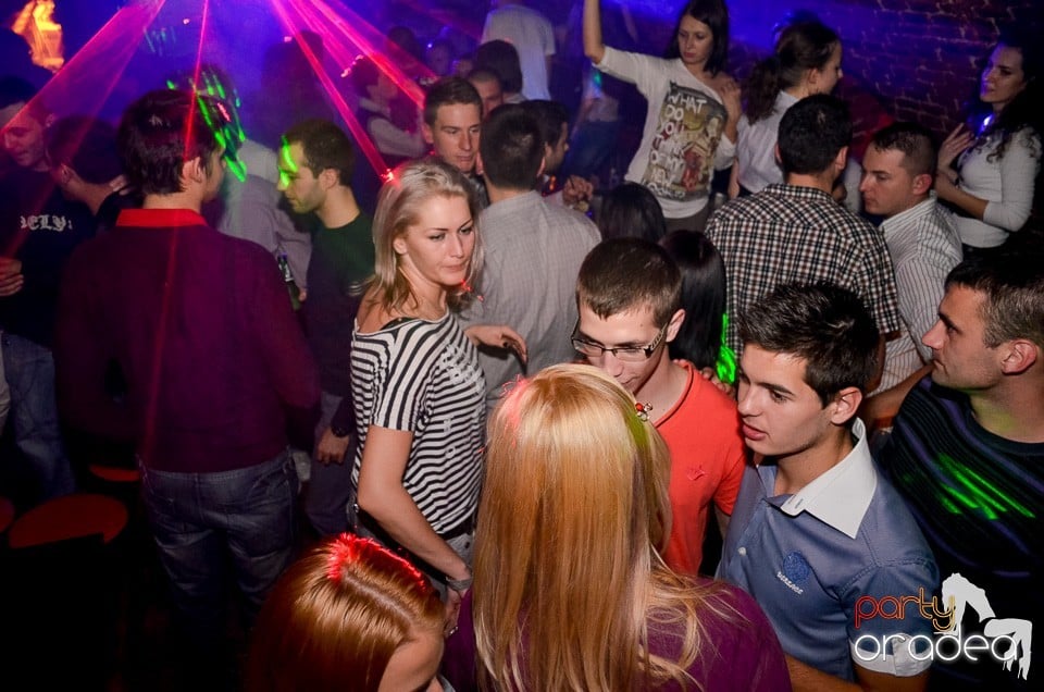 Jägermeister Party în Club Escape,