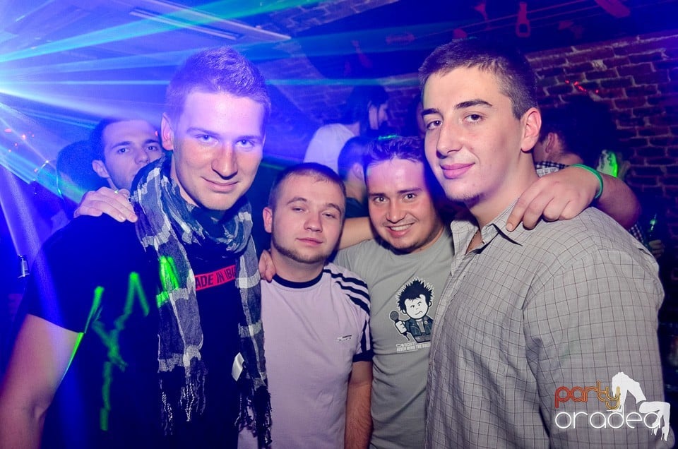 Jägermeister Party în Club Escape,