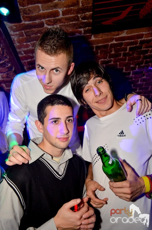 Jägermeister Party în Club Escape,