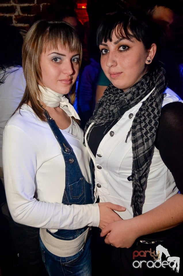 Jägermeister Party în Club Escape,