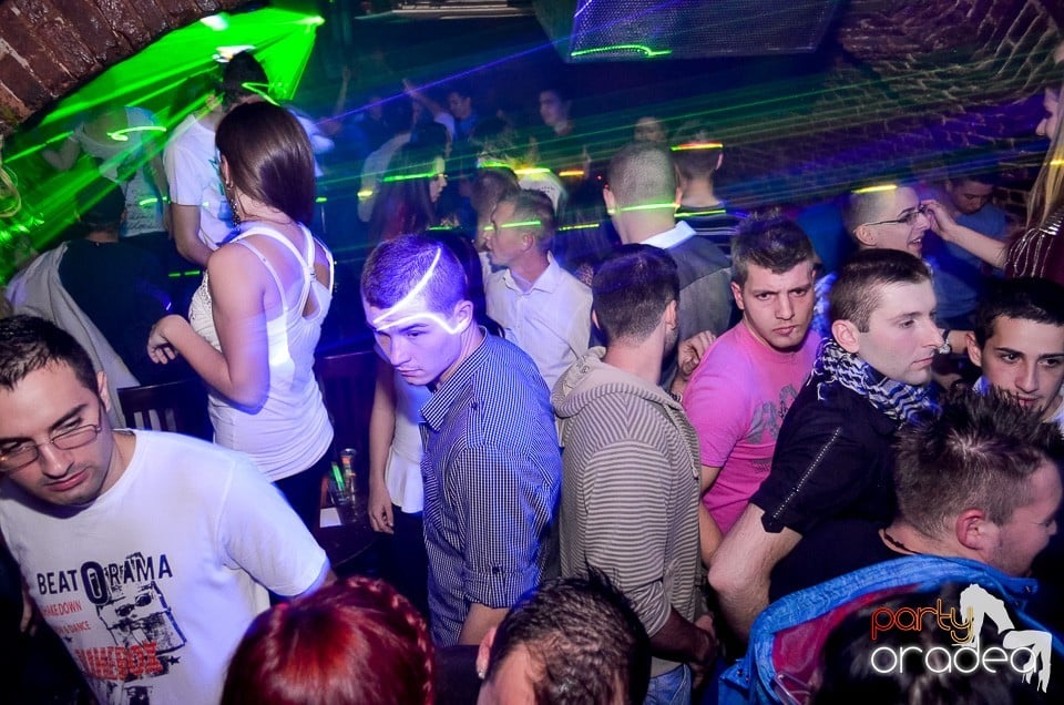Jägermeister Party în Club Escape,