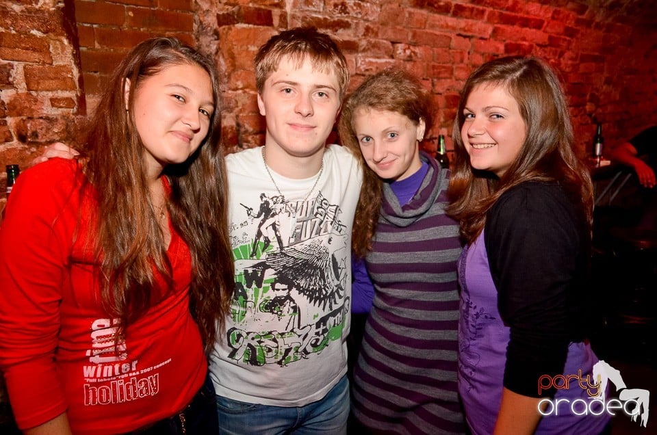 Jägermeister Party în Club Escape,