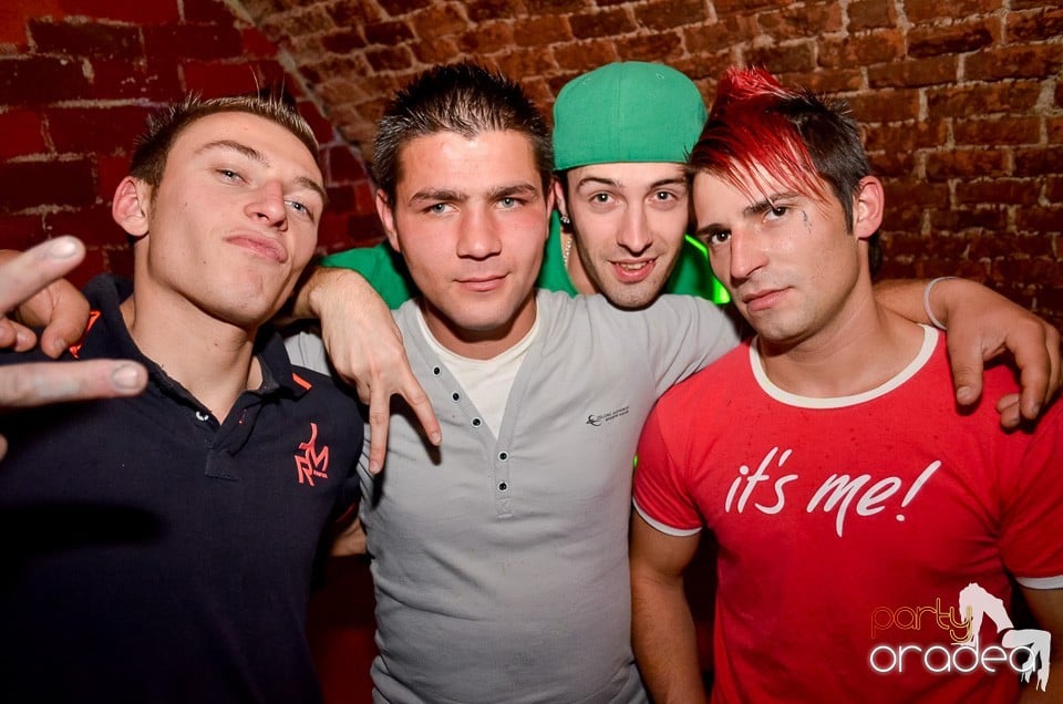 Jägermeister Party în Club Escape,