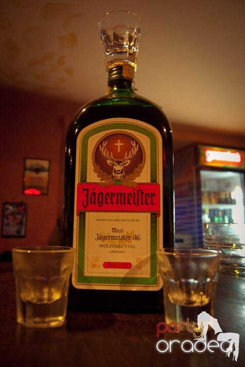 Jägermeister Party în Club Seven, 