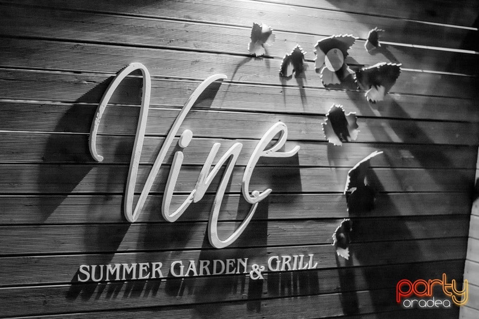 Jazzy Beats, Vine Summer Garden & Grill