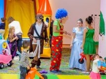 Joc şi voie bună la Oradea Shopping City