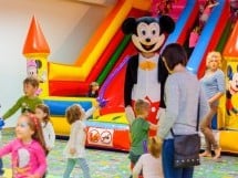 Joc şi voie bună la Oradea Shopping City