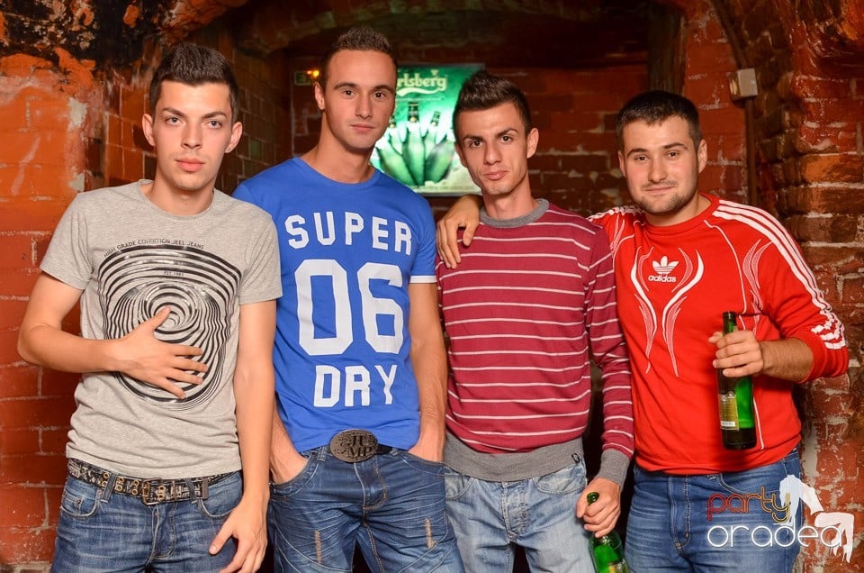 Joi: Beer Night în Club Escape, 