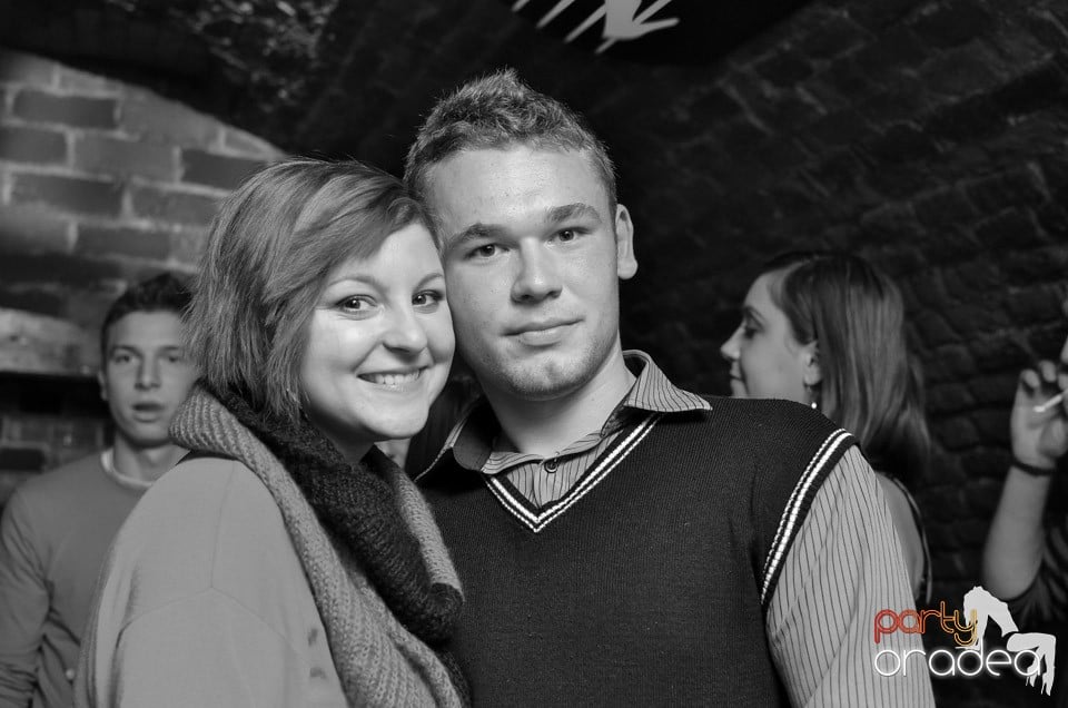 Joi e Beer Night în Escape Club, 