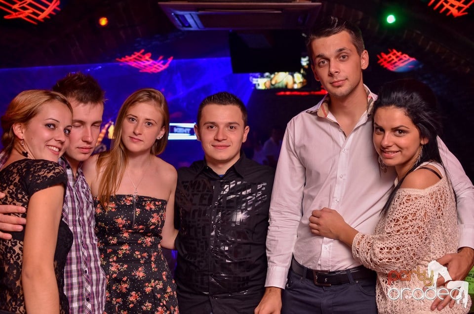 Joi e Beer Night în Escape Club, 