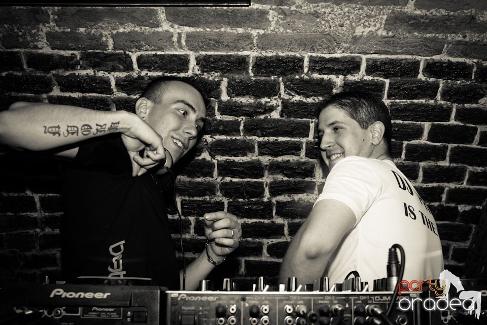 Joi e distracţie în Escape, 