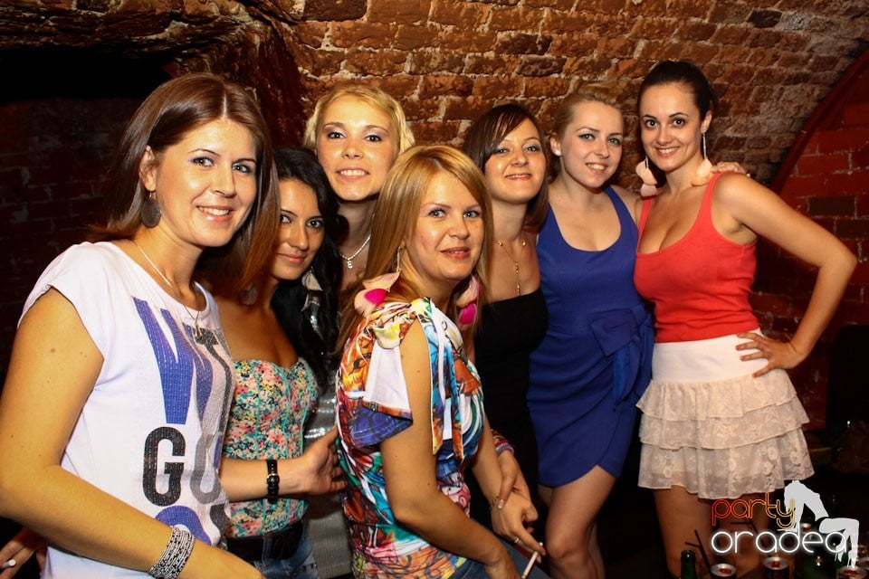 Joi e distracţie în Escape, 