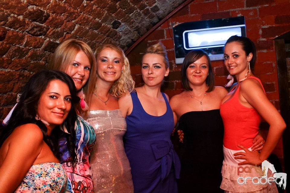 Joi e distracţie în Escape, 