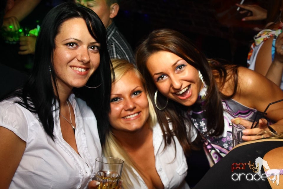 Joi e distracţie în Escape, 