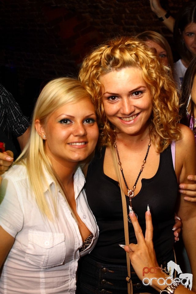 Joi e distracţie în Escape, 