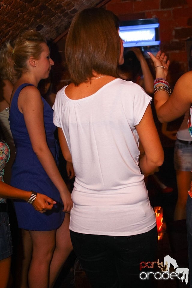 Joi e distracţie în Escape, 