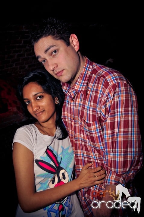 Joi seara e distracţie în Escape, 