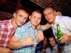 Joi seara petrecem în Club Escape!