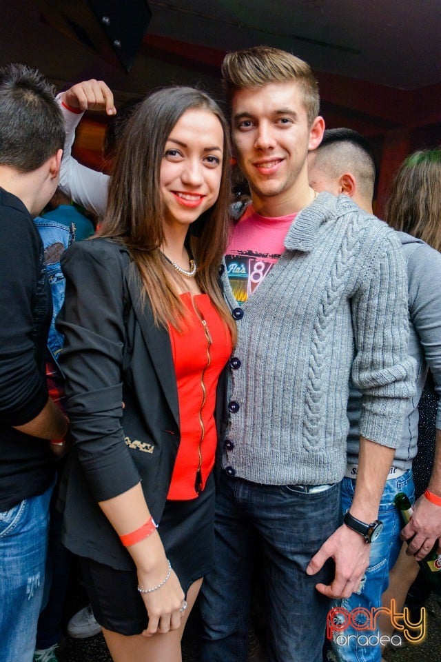 Jolly & Suzy, Royal Party House