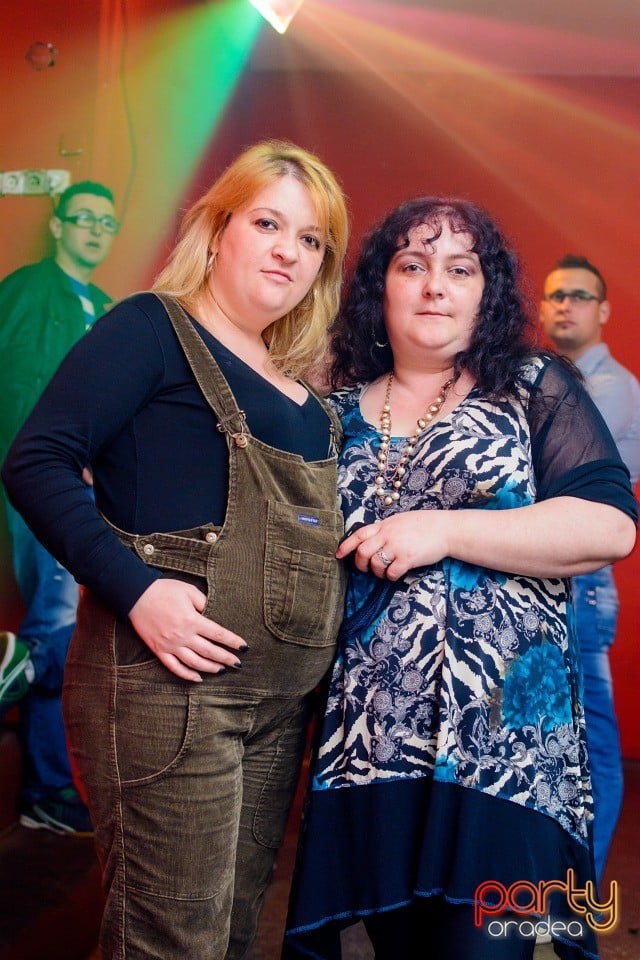 Jolly & Suzy, Royal Party House