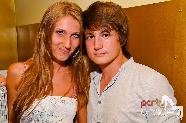 Kamikaze party la Yellow submarine, 