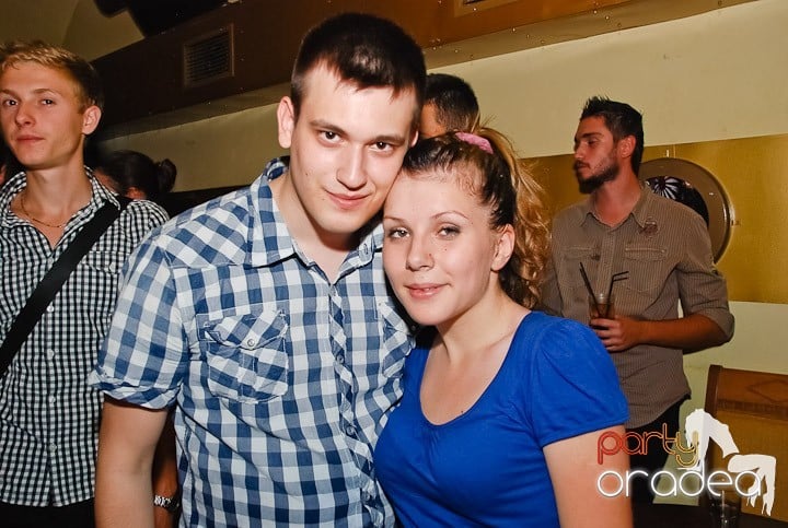 Kamikaze party la Yellow submarine, 