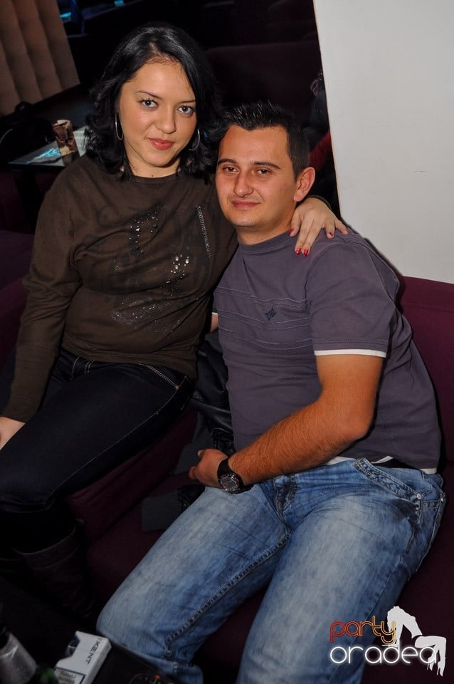 Karaoke în Blondy's Art Café, 