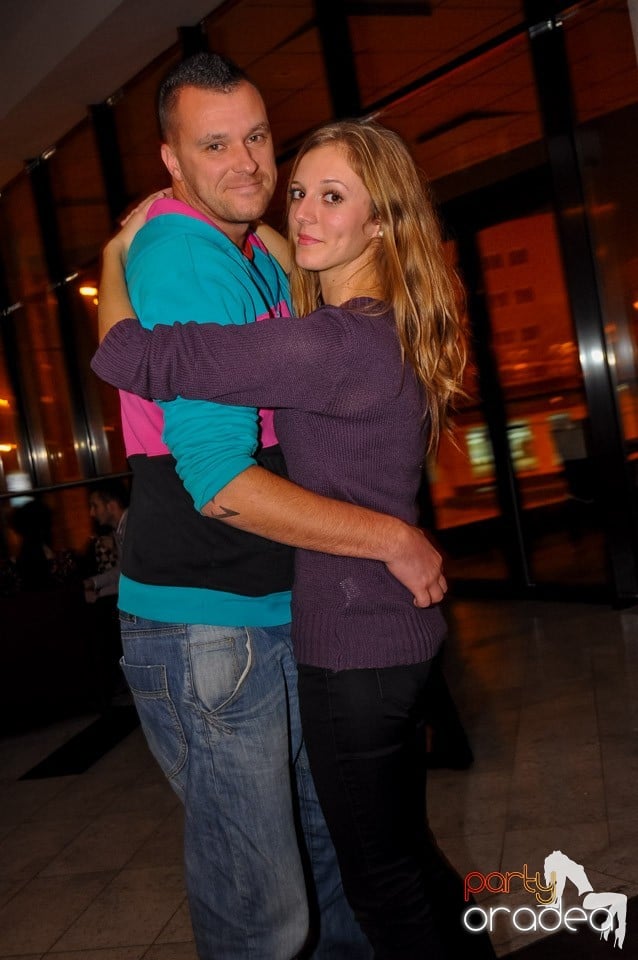 Karaoke în Blondy's Art Café, 