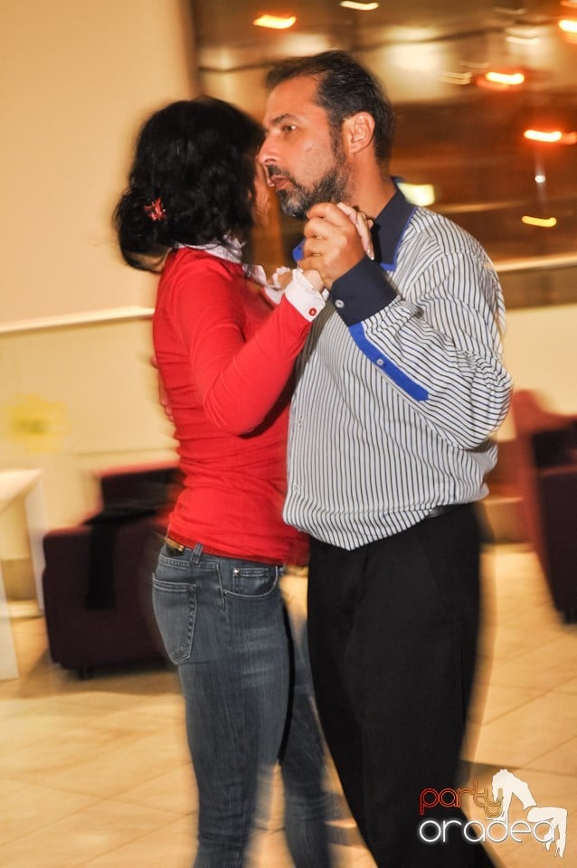 Karaoke în Blondy's Art Café, 