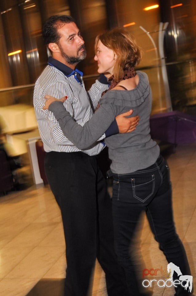 Karaoke în Blondy's Art Café, 