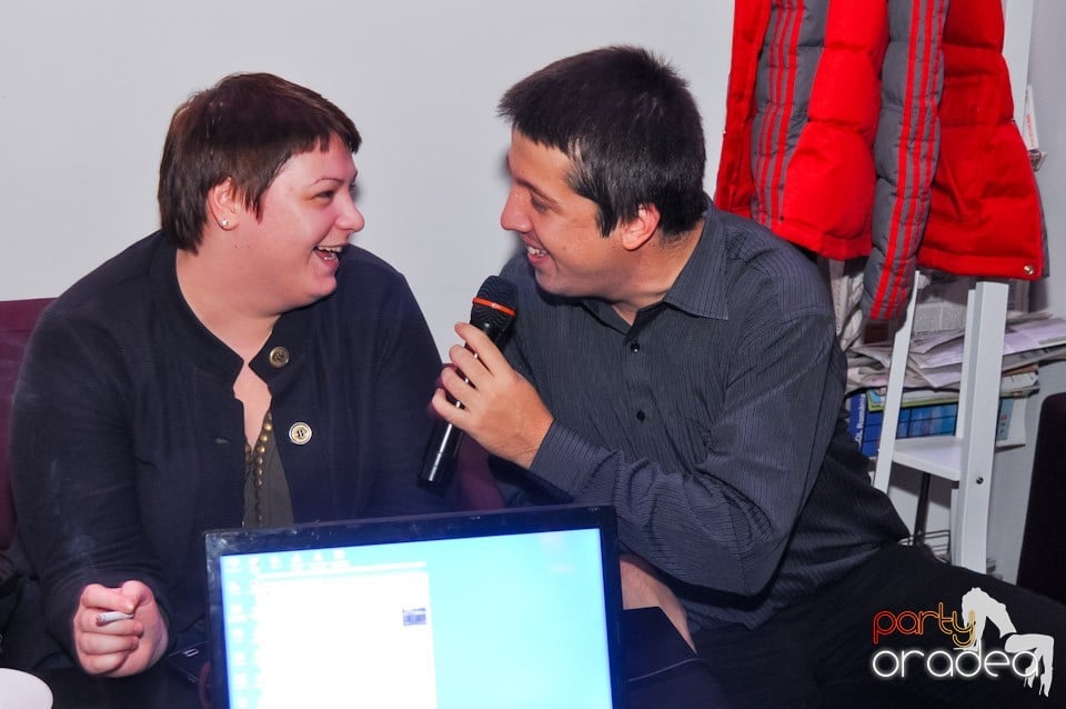 Karaoke în Blondy's Art Café, 