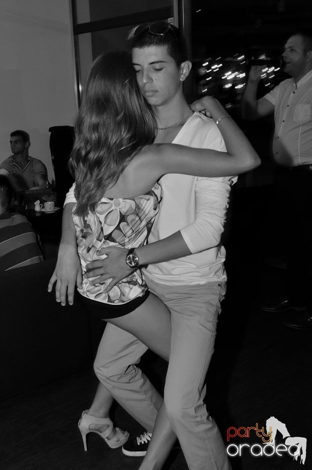 Karaoke în Blondy's, 