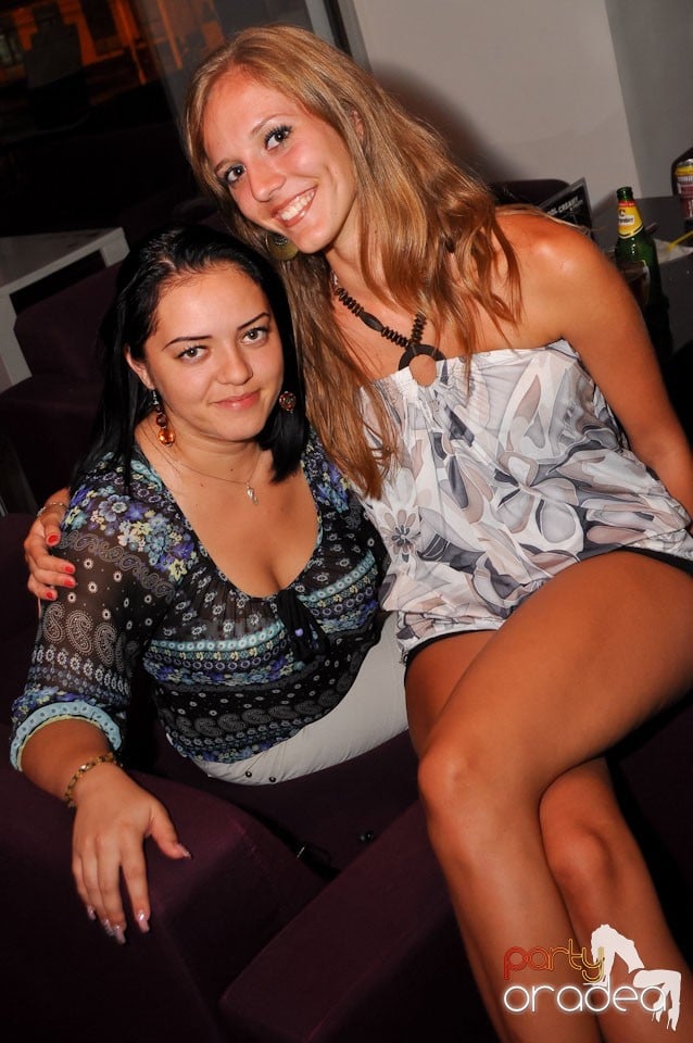 Karaoke în Blondy's, 