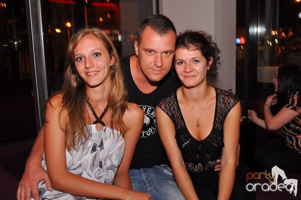 Karaoke în Blondy's, 