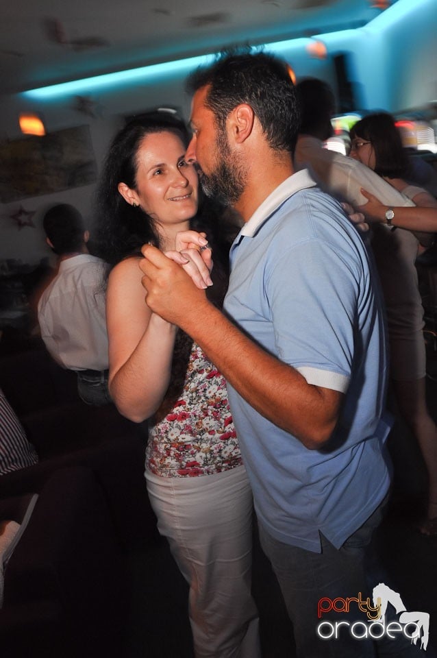 Karaoke în Blondy's, 