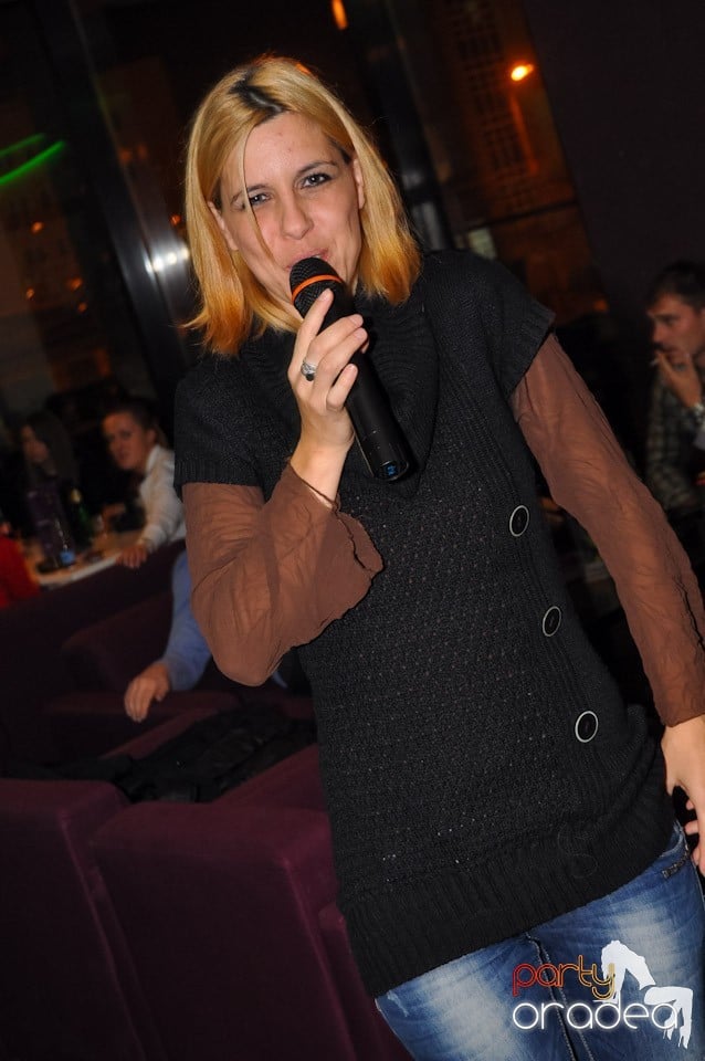 Karaoke în Blondy's, 