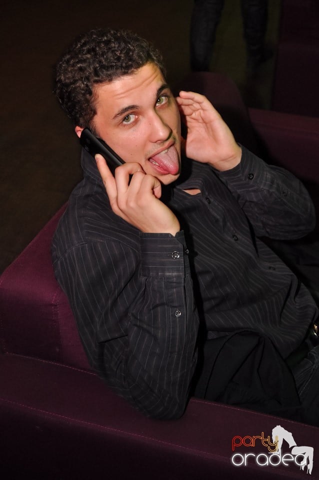 Karaoke în Blondy's, 