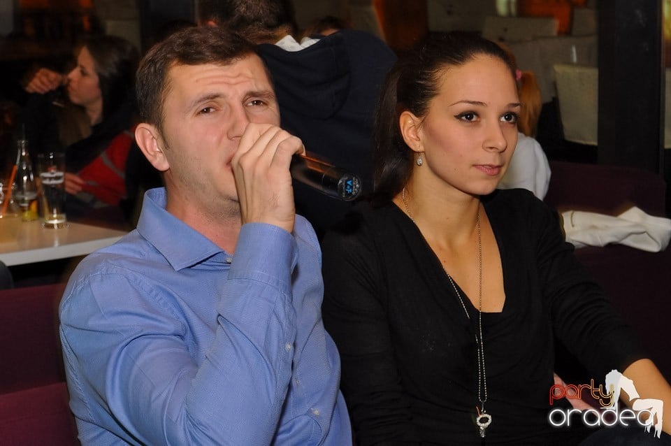 Karaoke în Blondy's, 