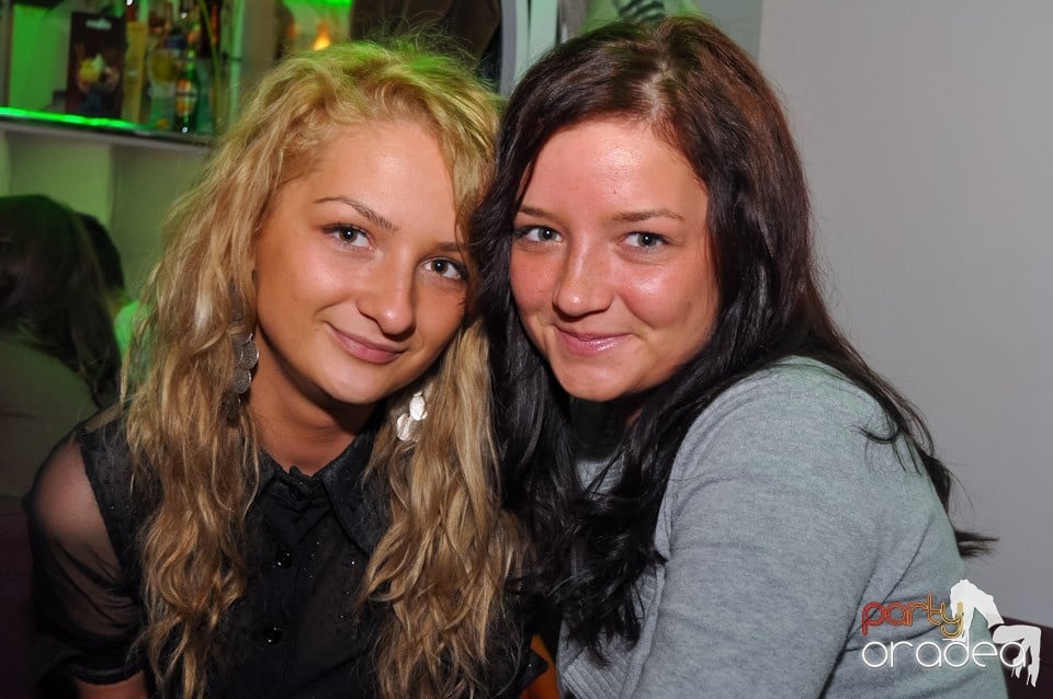 Karaoke în Blondy's, 