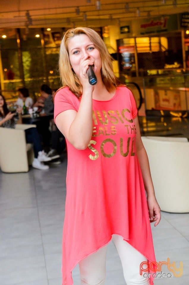 Karaoke în Blondy's, 